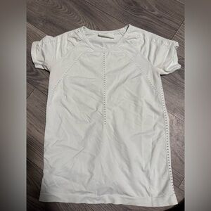 Athleta shirt